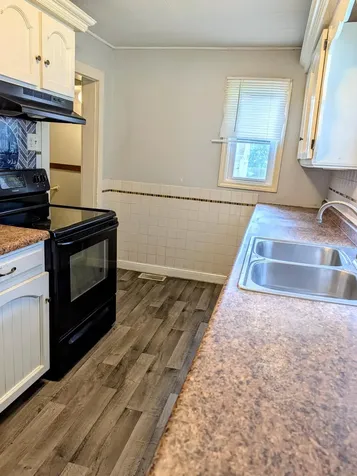 523 11th Street N Moorhead MN 56560