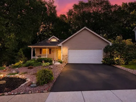 13520 Havelock Trail Apple Valley MN 55124
