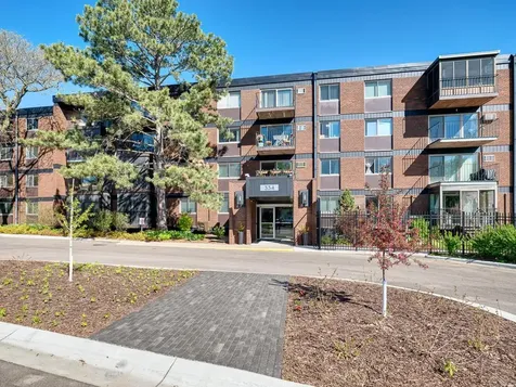 334 Cherokee Avenue Saint Paul MN 55107
