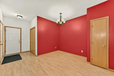 5631 White Oaks Lane NW Rochester MN 55901