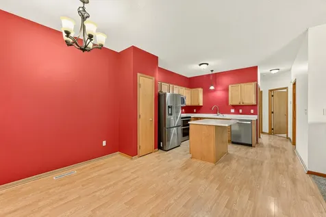 5631 White Oaks Lane NW Rochester MN 55901
