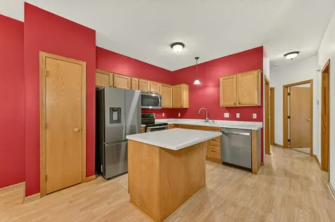 5631 White Oaks Lane NW Rochester MN 55901