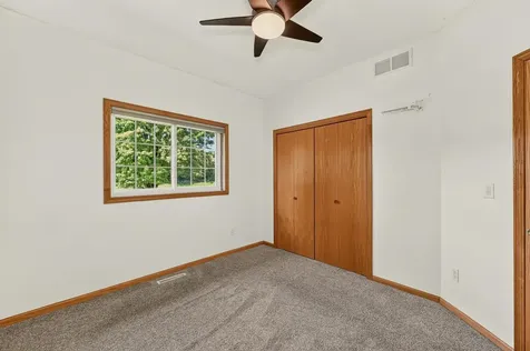 5631 White Oaks Lane NW Rochester MN 55901