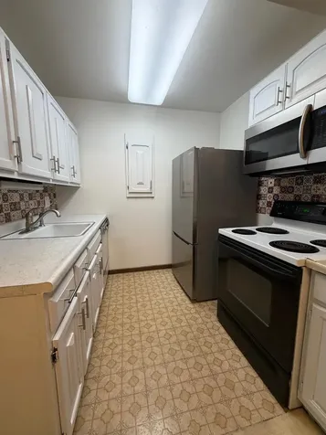 2690 Oxford Street N Roseville MN 55113