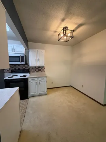 2690 Oxford Street N Roseville MN 55113