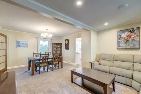 950 Juno Avenue Saint Paul MN 55102