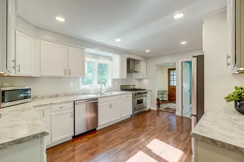 950 Juno Avenue Saint Paul MN 55102