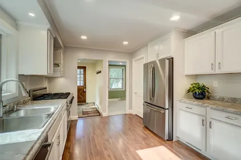 950 Juno Avenue Saint Paul MN 55102