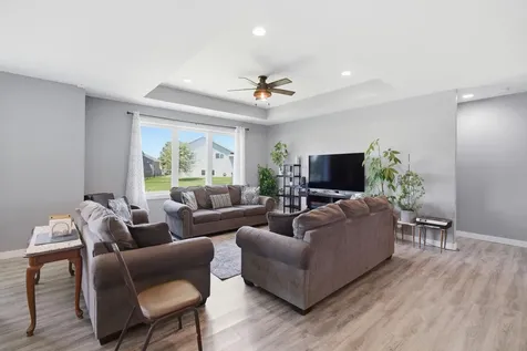 820 Fieldcrest Drive Mankato MN 56001