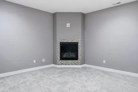 820 Fieldcrest Drive Mankato MN 56001