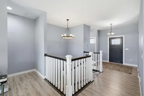 820 Fieldcrest Drive Mankato MN 56001