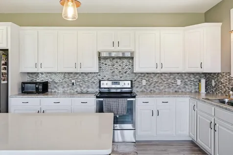 820 Fieldcrest Drive Mankato MN 56001