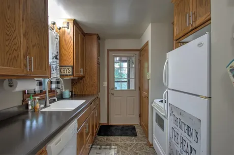 2815 269th Avenue NE Isanti MN 55040
