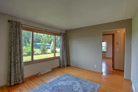 2815 269th Avenue NE Isanti MN 55040