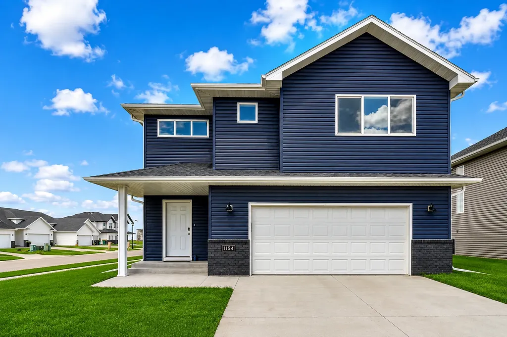 1154 60th Avenue W West Fargo ND 58078