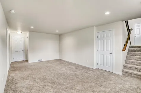 1154 60th Avenue W West Fargo ND 58078