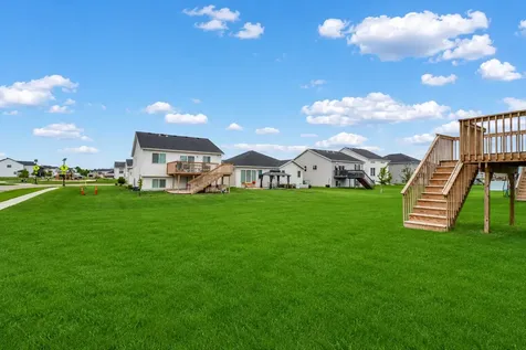 1154 60th Avenue W West Fargo ND 58078
