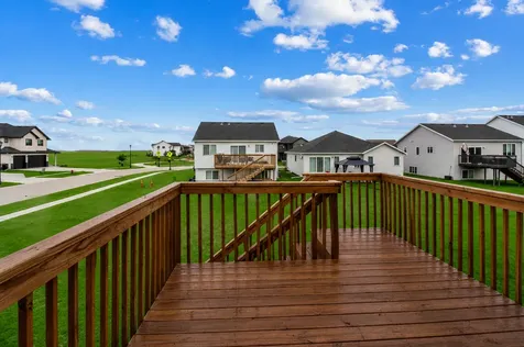 1154 60th Avenue W West Fargo ND 58078