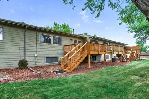 6025 79th Avenue N Brooklyn Park MN 55443