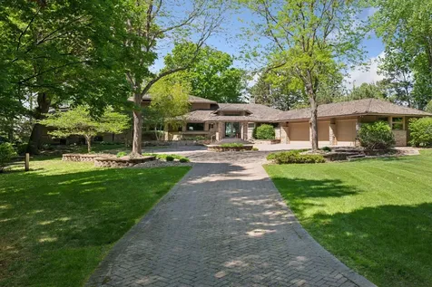 28235 Boulder Circle Shorewood MN 55331