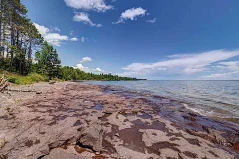 2826 Highway 61 Two Harbors MN 55616