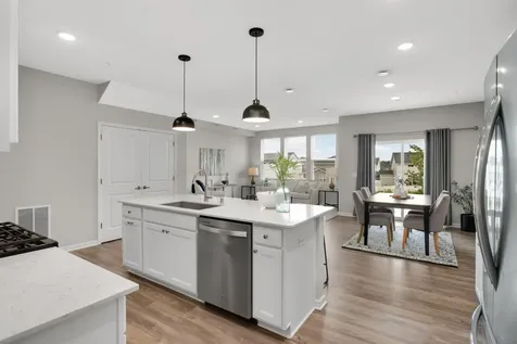 11321 Brookview Road Woodbury MN 55129