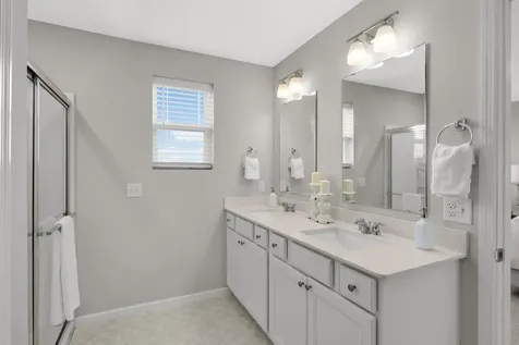 11321 Brookview Road Woodbury MN 55129