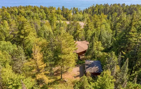 4155 Liberty Road Two Harbors MN 55616
