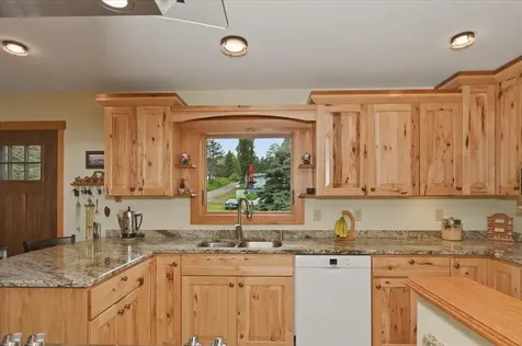 828 Slater Drive Beaver Bay MN 55614