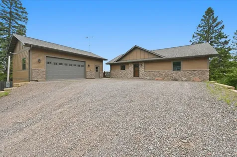 828 Slater Drive Beaver Bay MN 55614