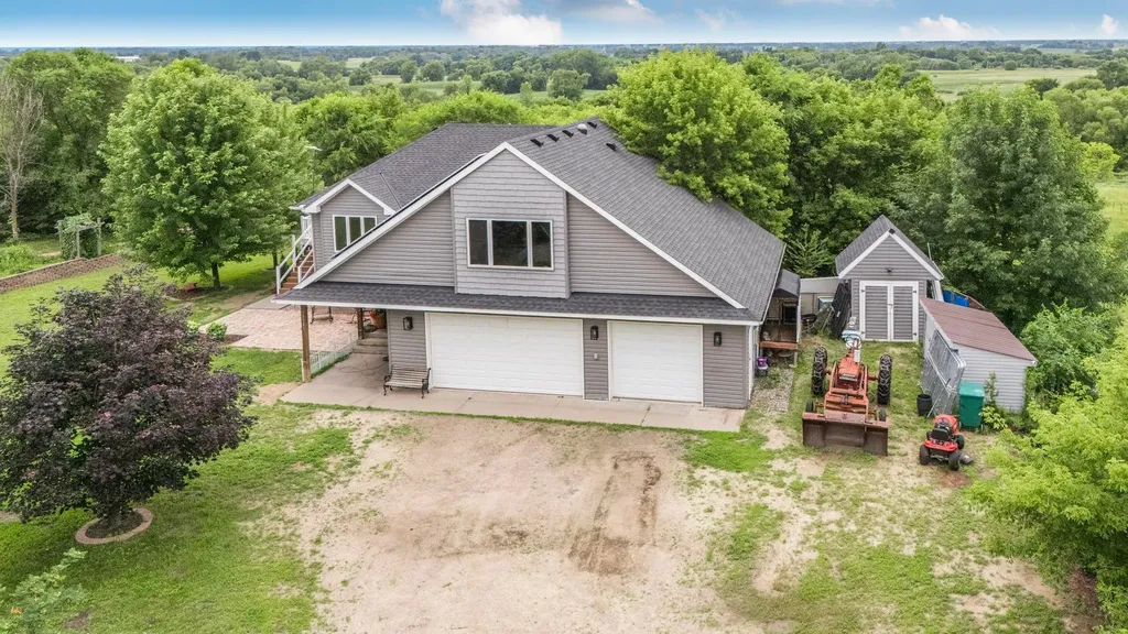 33381 743rd Avenue South Haven MN 55382