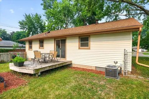 7112 Indiana Avenue N Brooklyn Center MN 55429