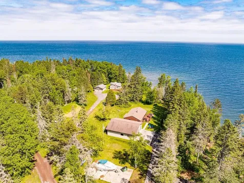 1690 Highway 61 Two Harbors MN 55616