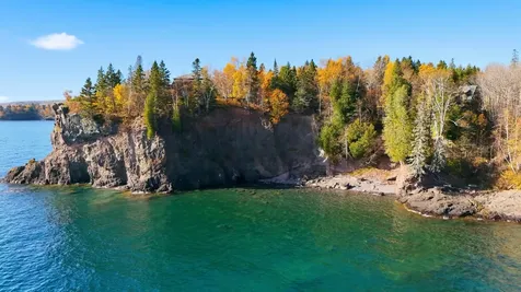 2472 Cliff View Circle Two Harbors MN 55616