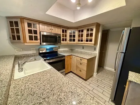 6075 Lincoln Drive Edina MN 55436