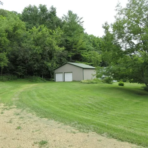 W1620 County Road S Plum City WI 54761