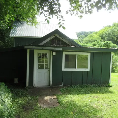 W1620 County Road S Plum City WI 54761