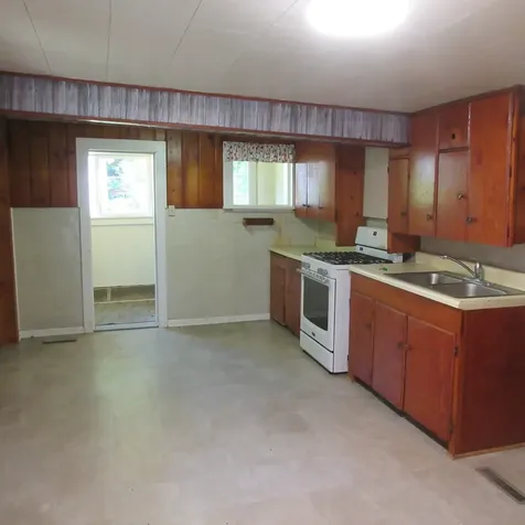 W1620 County Road S Plum City WI 54761