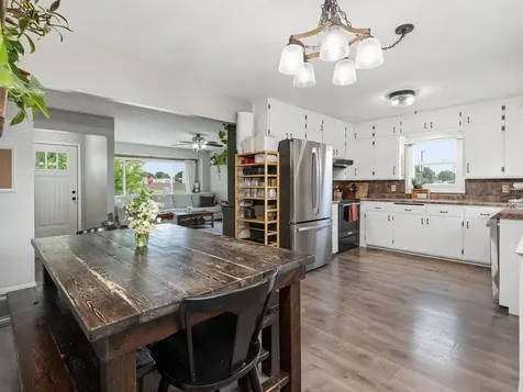 2024 11th Street E Glencoe MN 55336