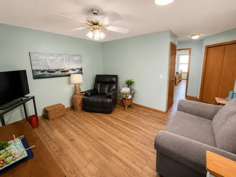 6866 Blackhawk Trail Inver Grove Heights MN 55077