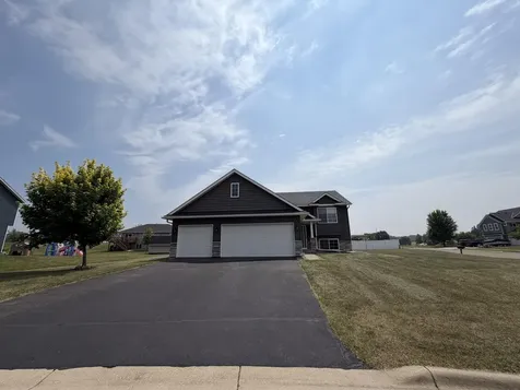 2401 Foxtail Lane Faribault MN 55021