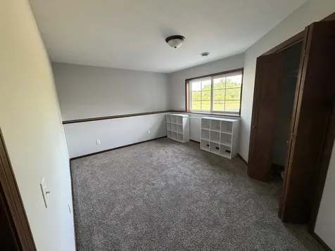 2401 Foxtail Lane Faribault MN 55021