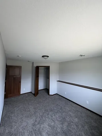 2401 Foxtail Lane Faribault MN 55021