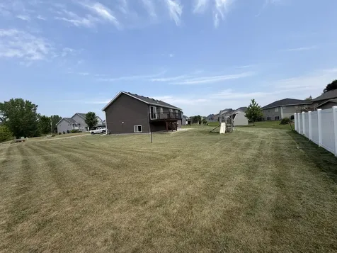 2401 Foxtail Lane Faribault MN 55021