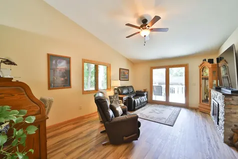 5209 Crossroads Nisswa MN 56468