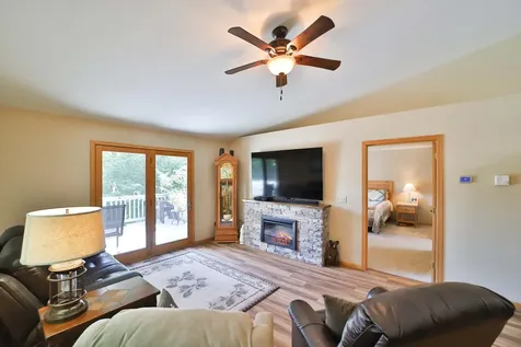 5209 Crossroads Nisswa MN 56468