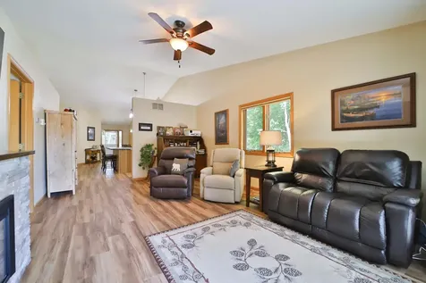 5209 Crossroads Nisswa MN 56468
