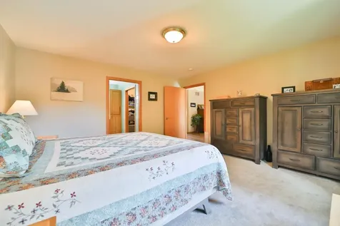 5209 Crossroads Nisswa MN 56468