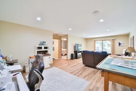 5209 Crossroads Nisswa MN 56468