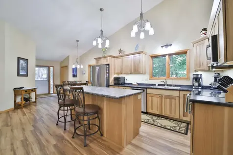 5209 Crossroads Nisswa MN 56468